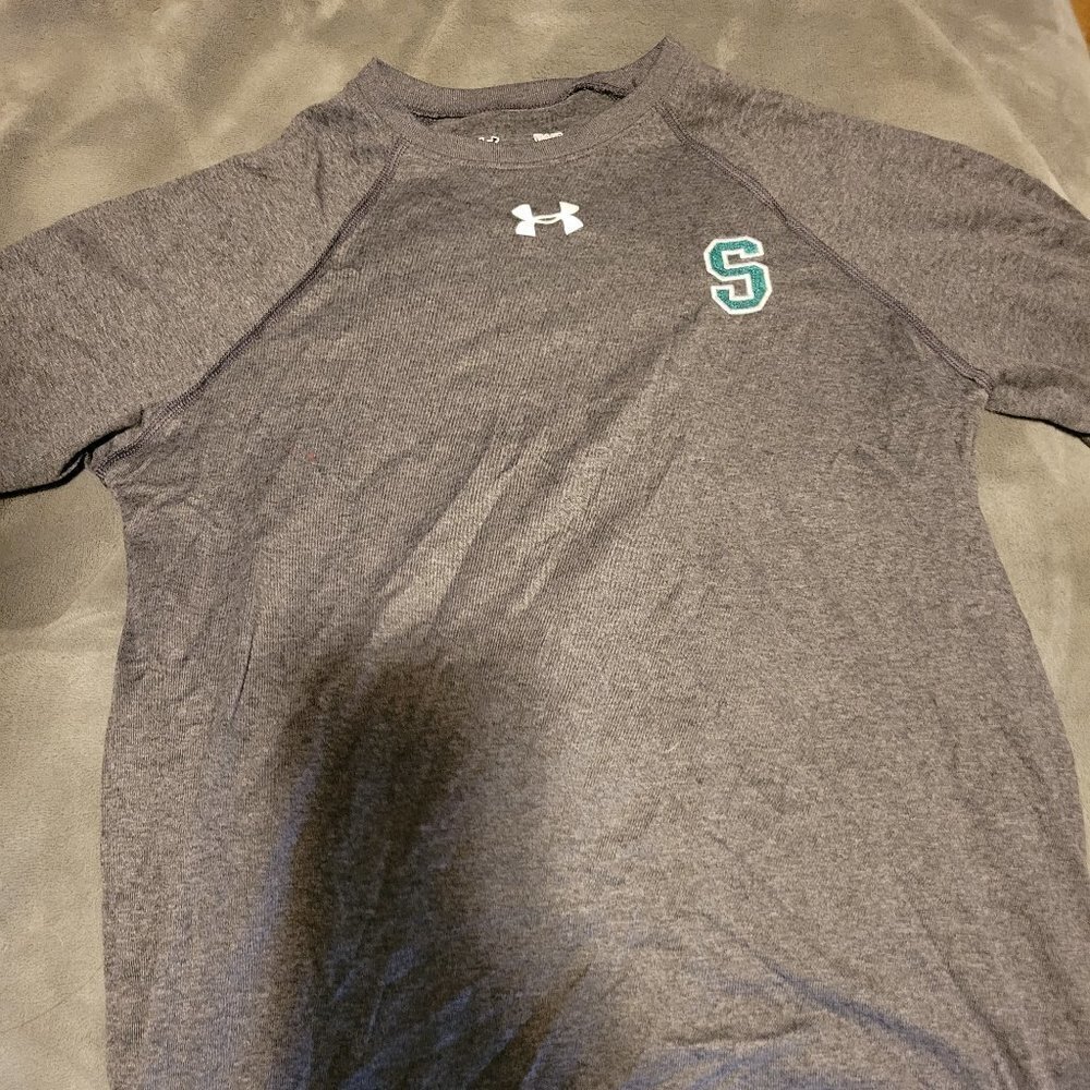 Under Armour Tshirt